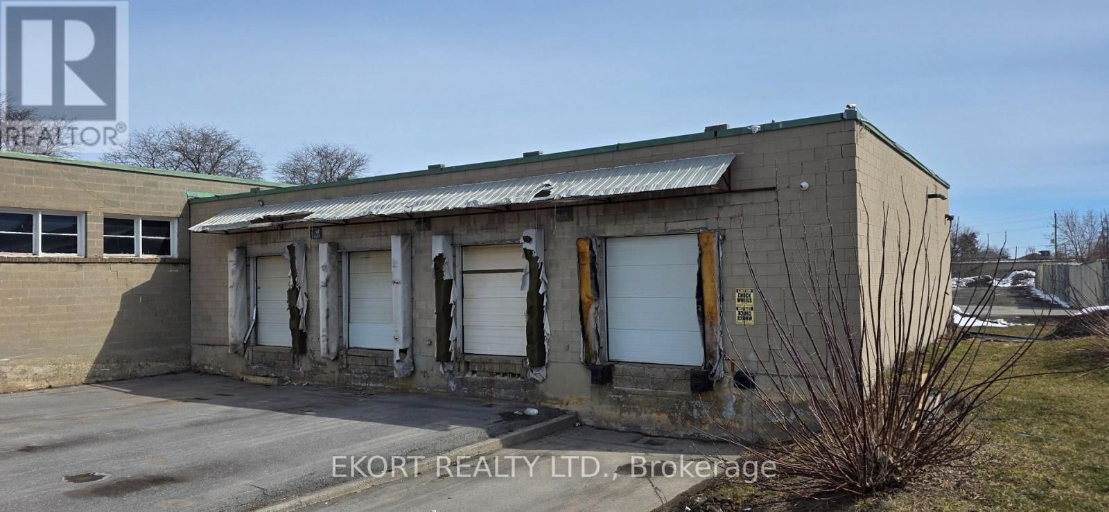 102 FRASER STREET Image 12