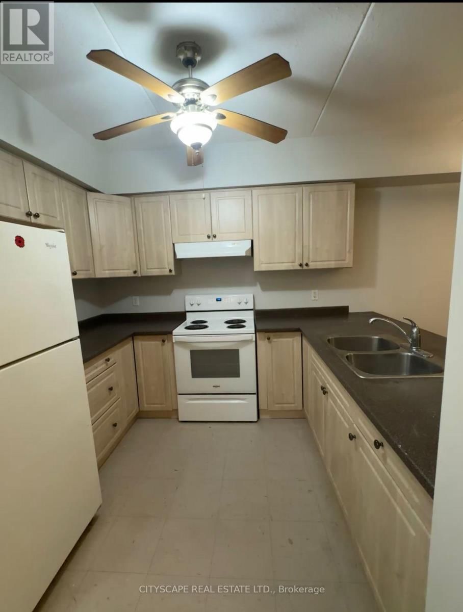 112 - 24 HARRIS AVENUE Image 4