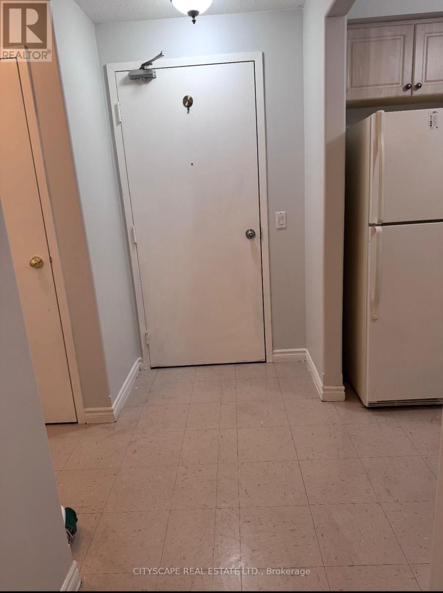 112 - 24 HARRIS AVENUE Image 7