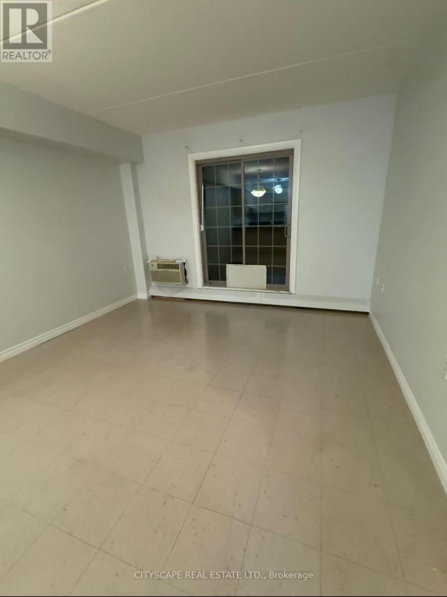 112 - 24 HARRIS AVENUE Image 8