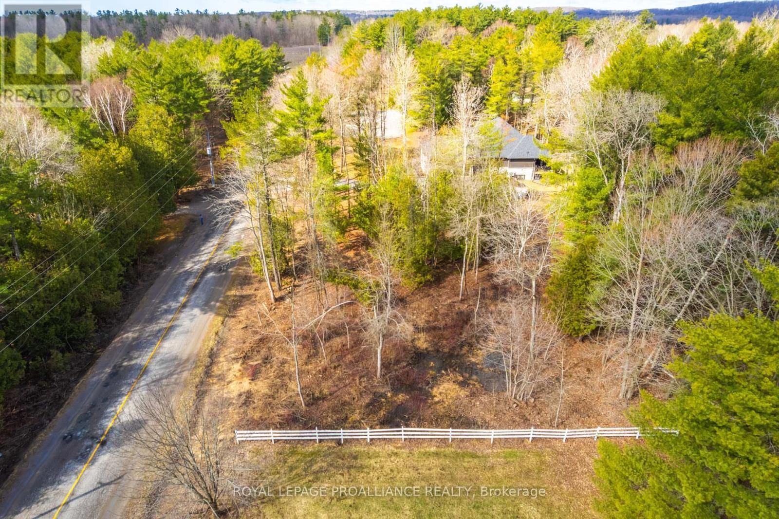 00 WHITES ROAD Image 16