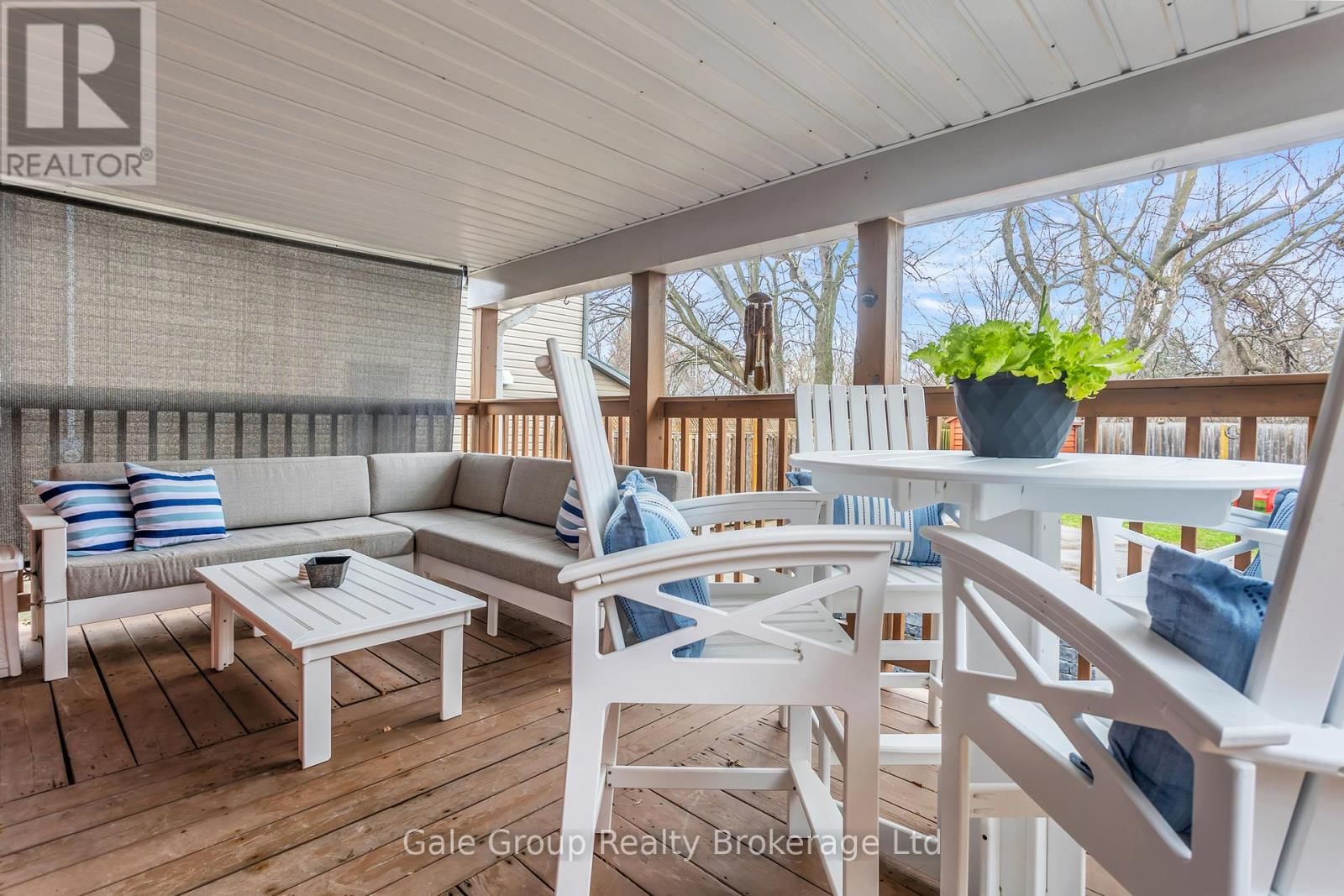 12 OXFORD STREET EAST Image 33