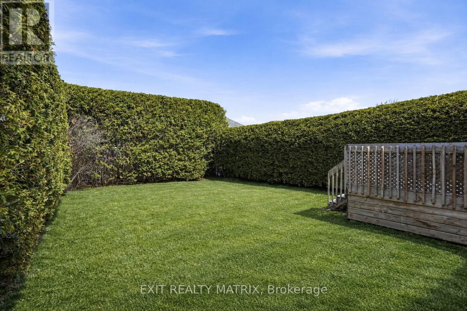 730 DES CHENES STREET Image 26