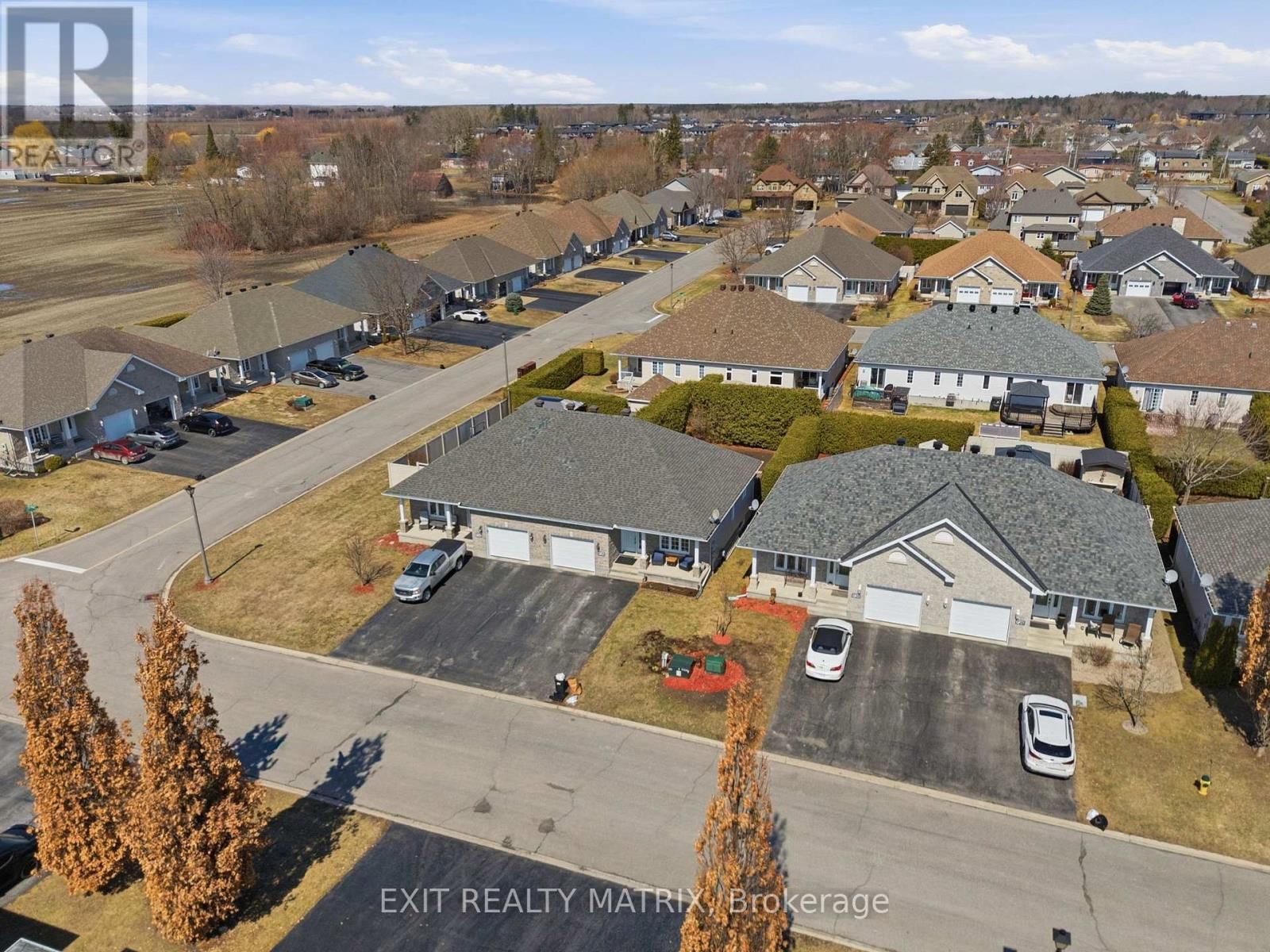 730 DES CHENES STREET Image 30