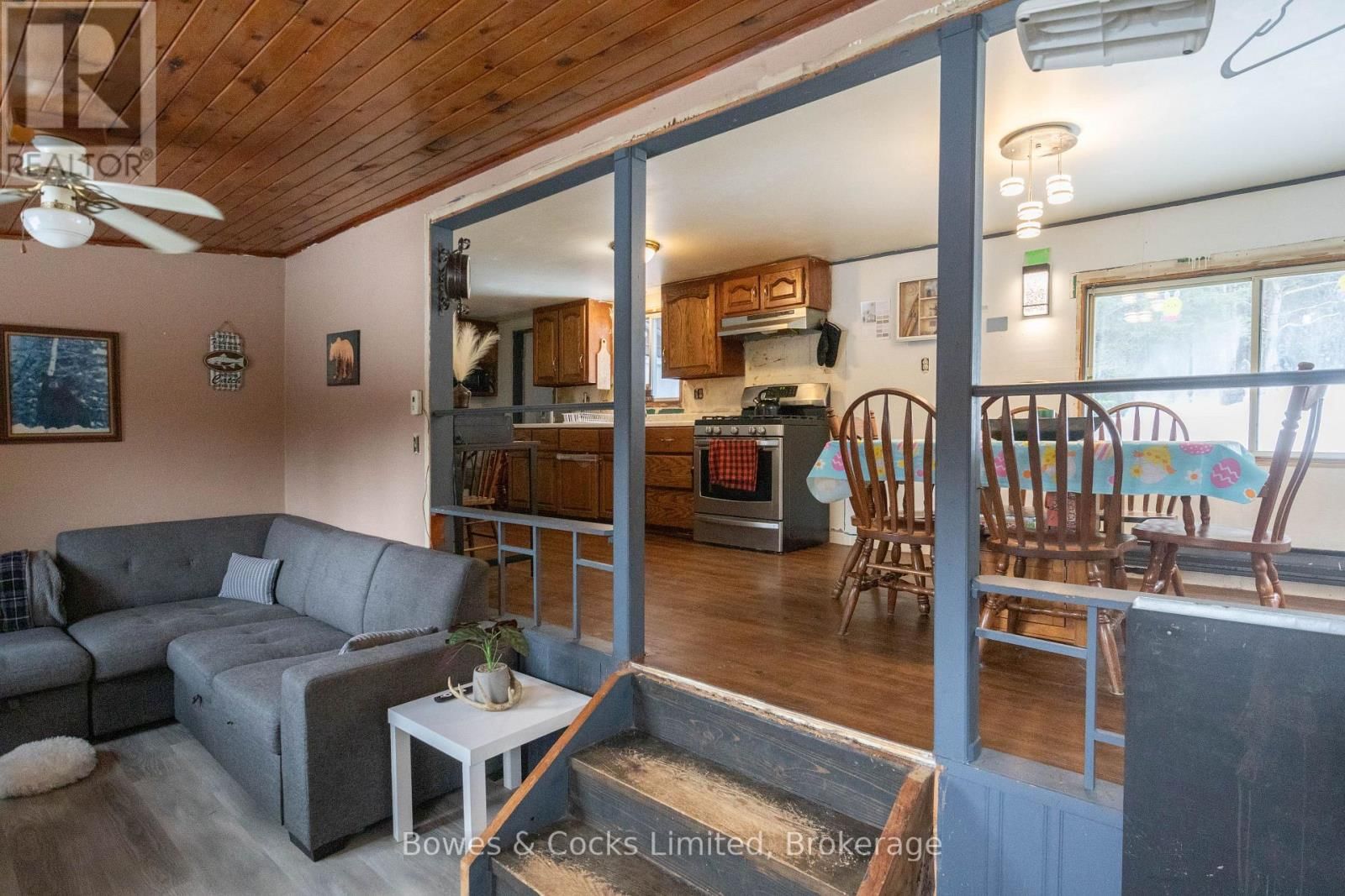 1046 DETLOR ROAD Image 10