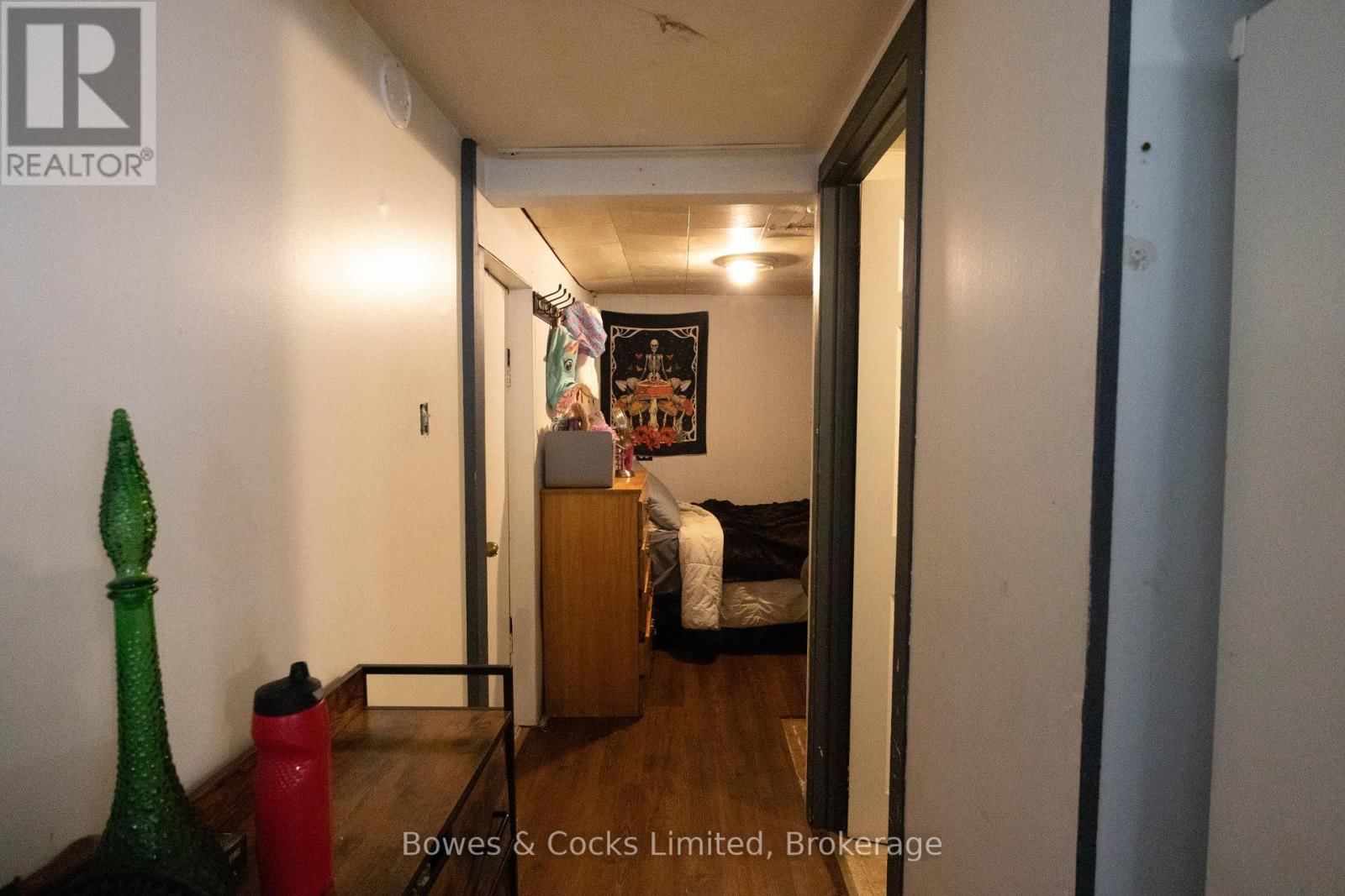 1046 DETLOR ROAD Image 25