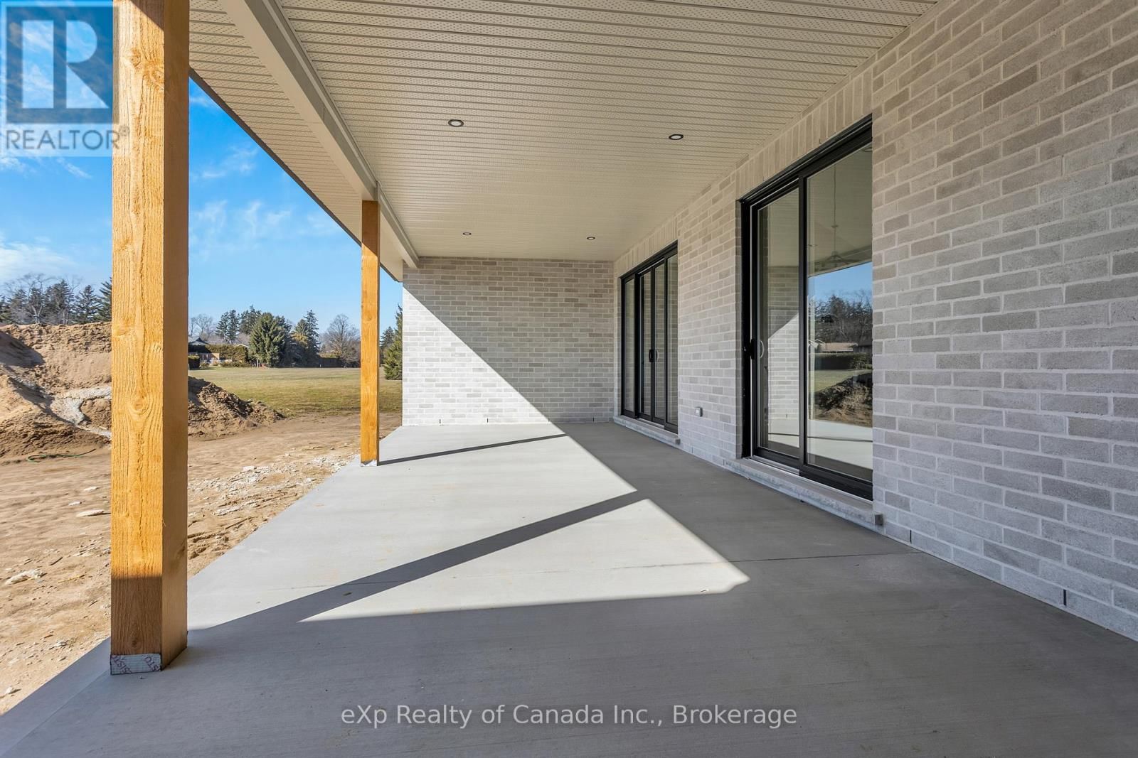 65 MEADOWLANDS DRIVE Image 10