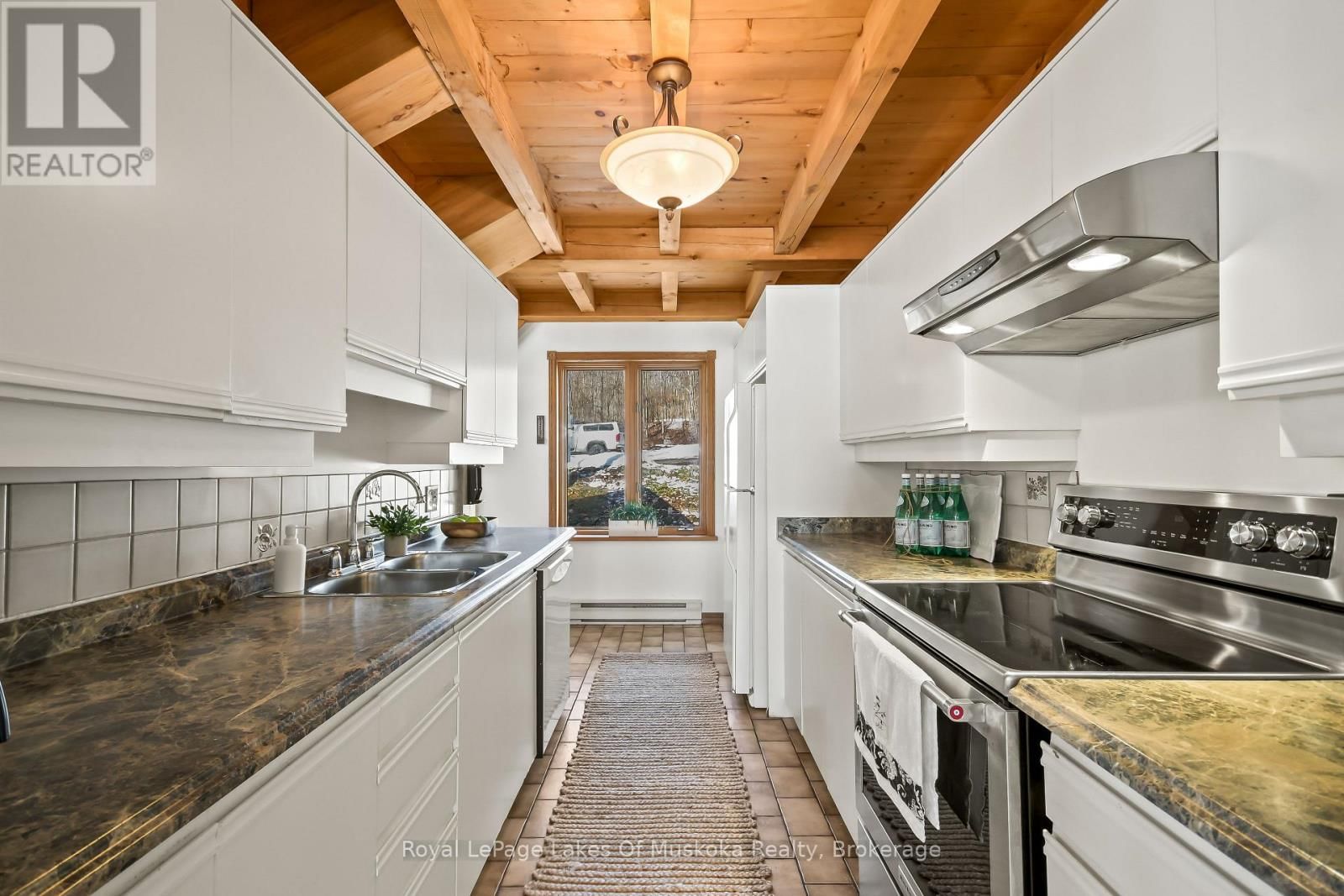 124B MAPLEHURST ROAD Image 21