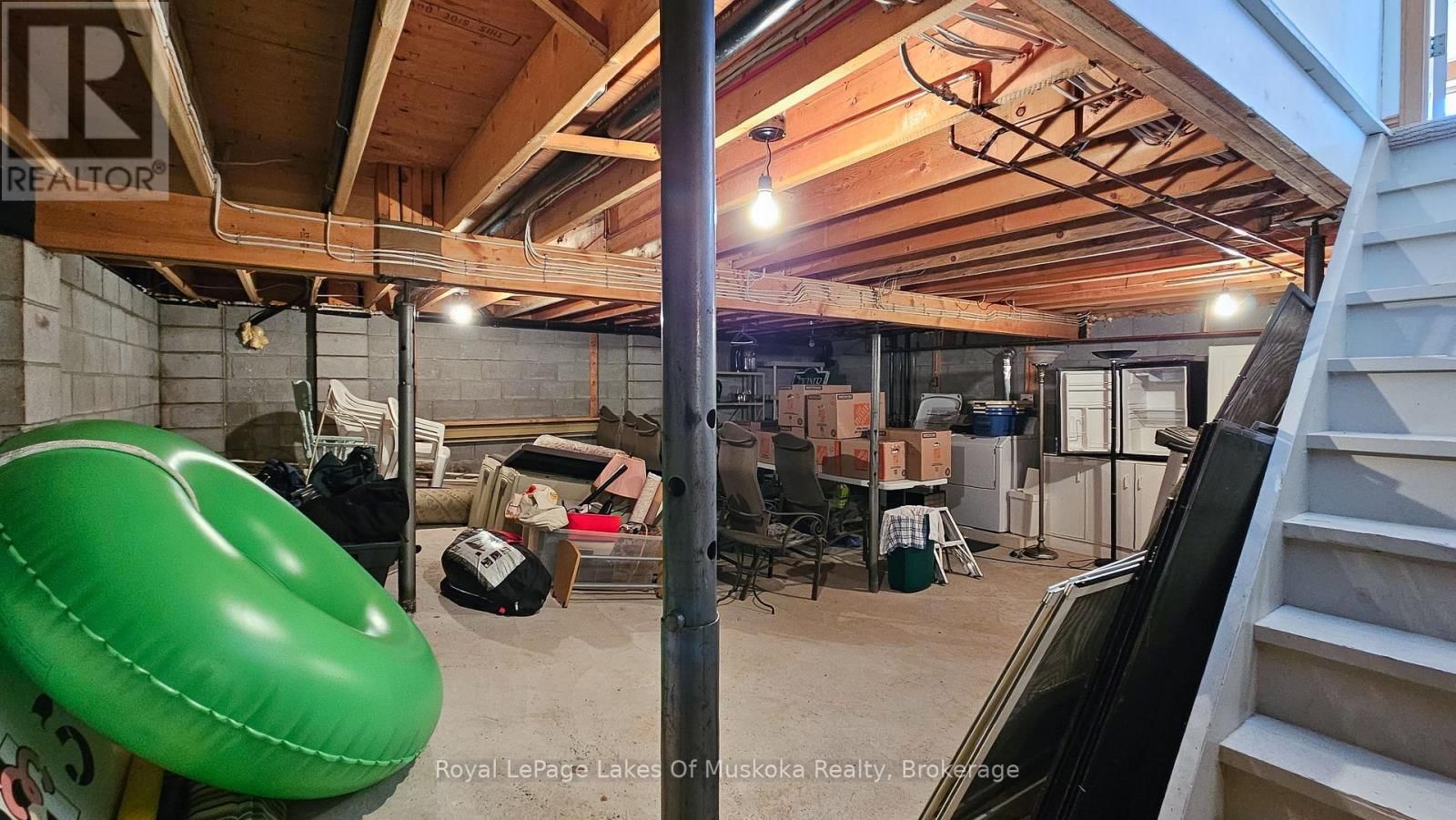 124B MAPLEHURST ROAD Image 35