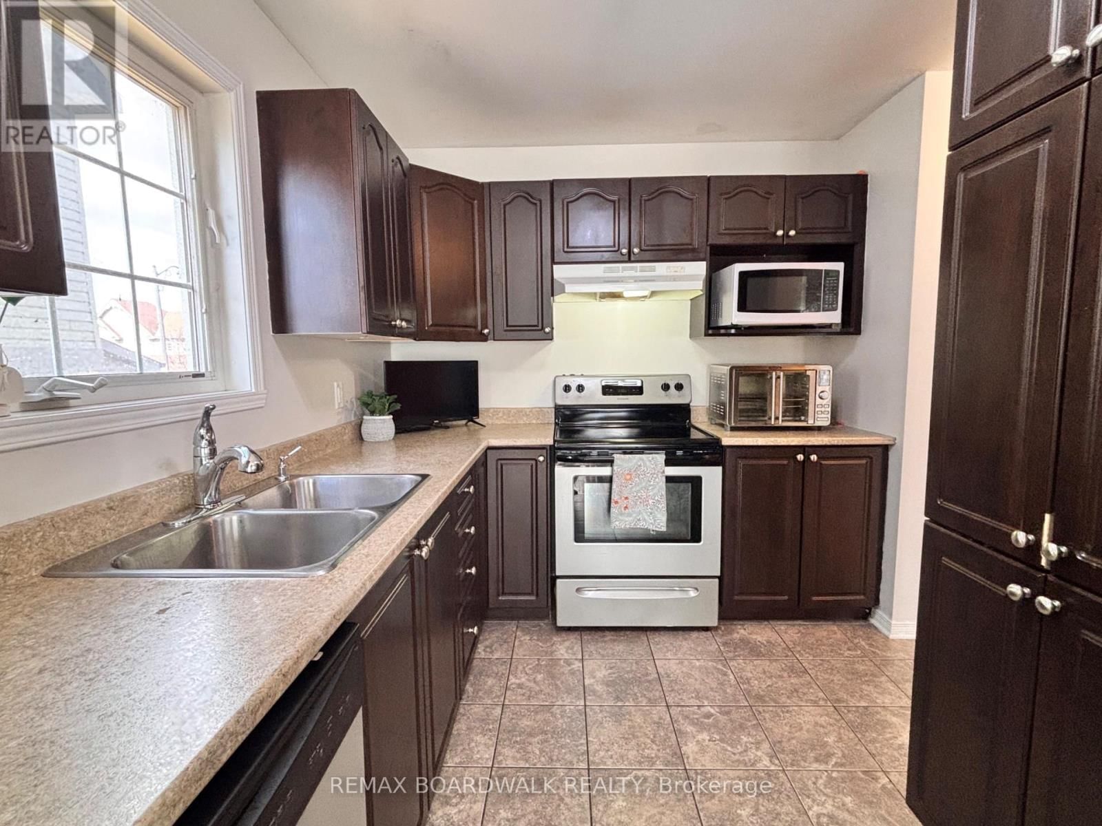 240 ELIOT STREET Image 7