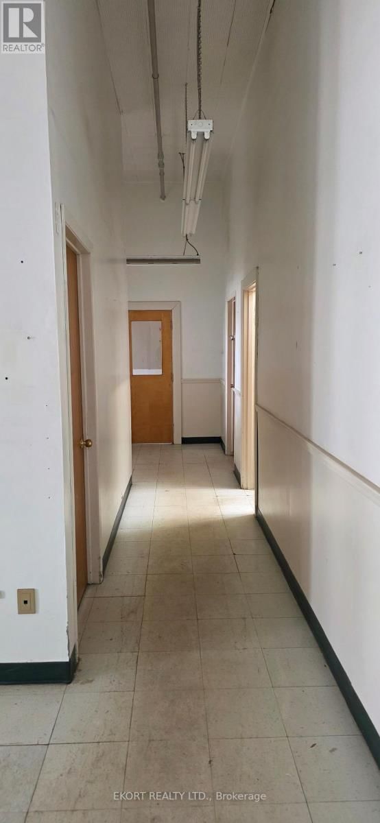 102 FRASER STREET Image 7