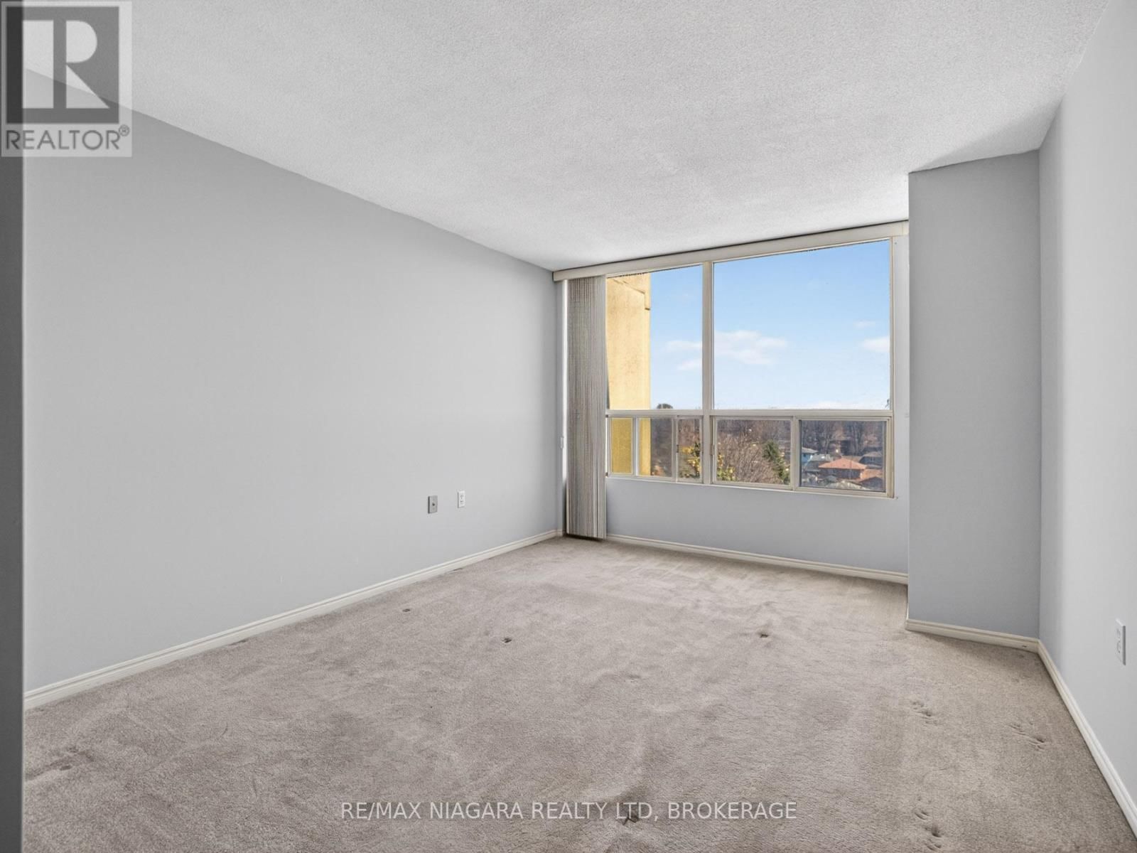 701 - 5100 DORCHESTER ROAD Image 24