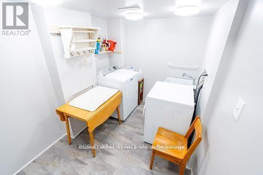 10 - 6263 VALLEY WAY Image 25