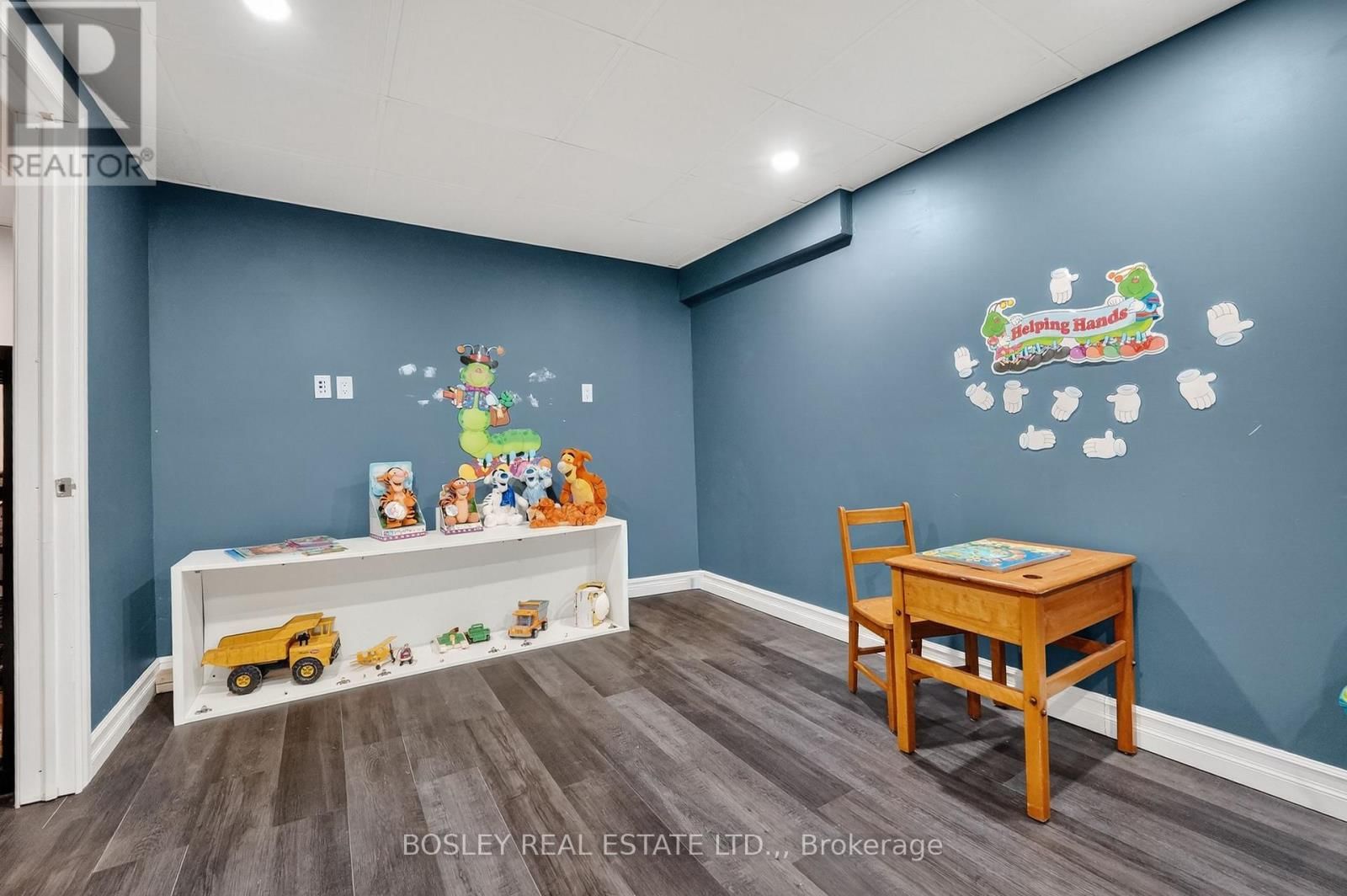 10 - 6263 VALLEY WAY Image 26