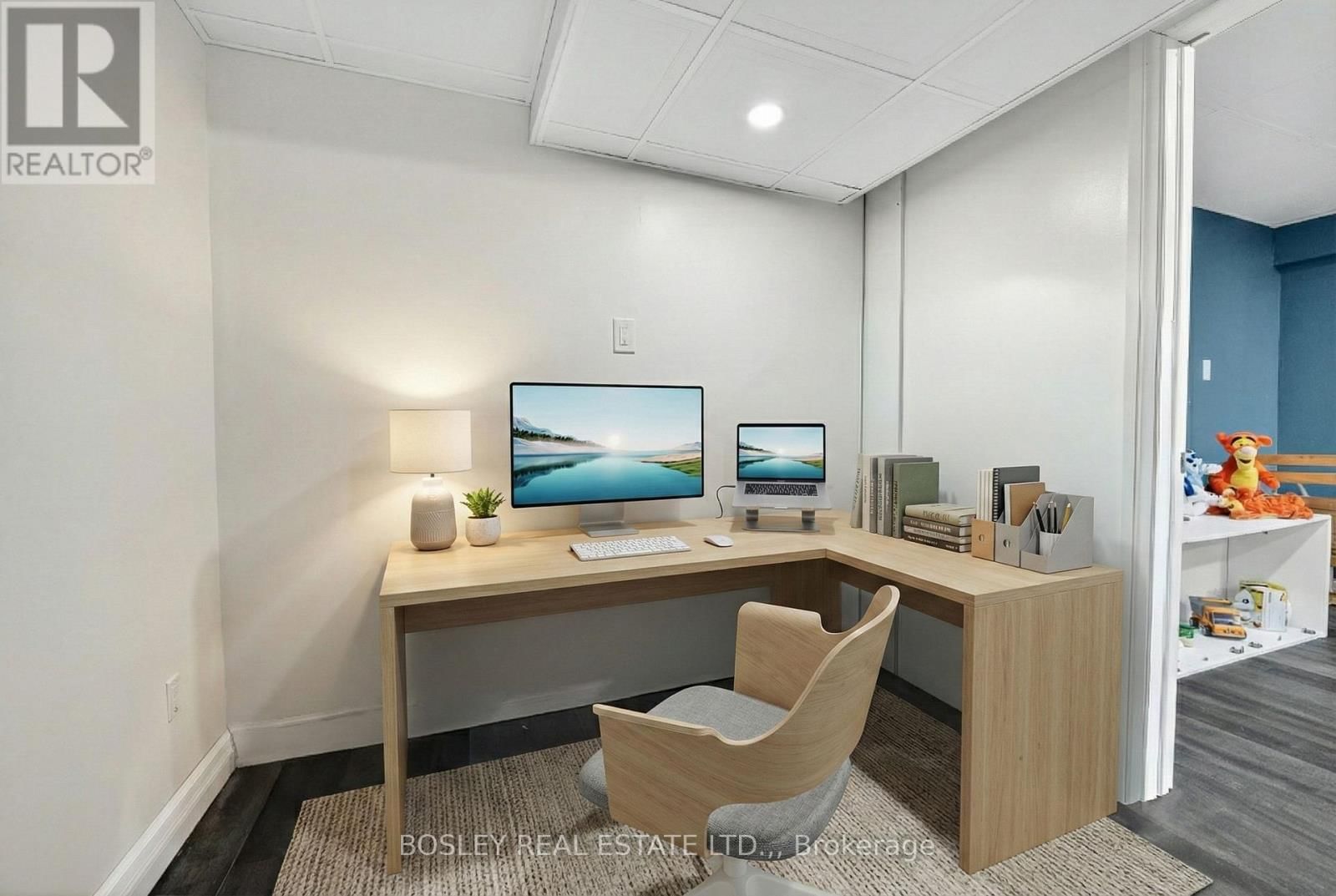 10 - 6263 VALLEY WAY Image 28