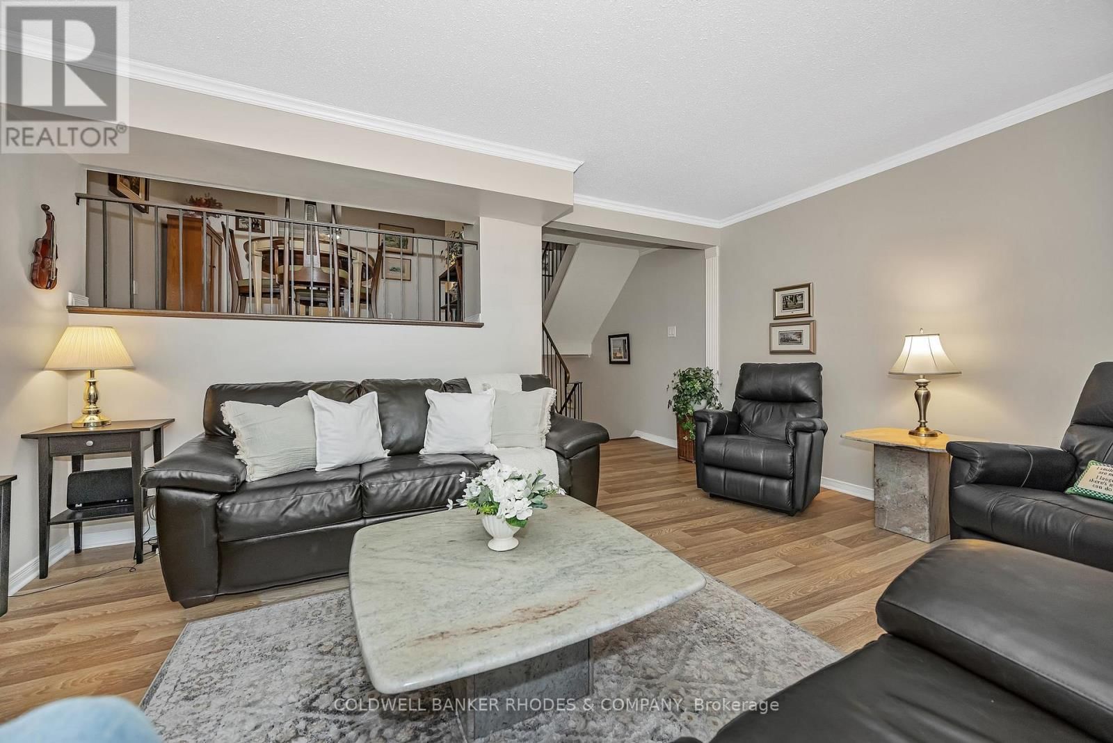 4 ALMOND LANE Image 8