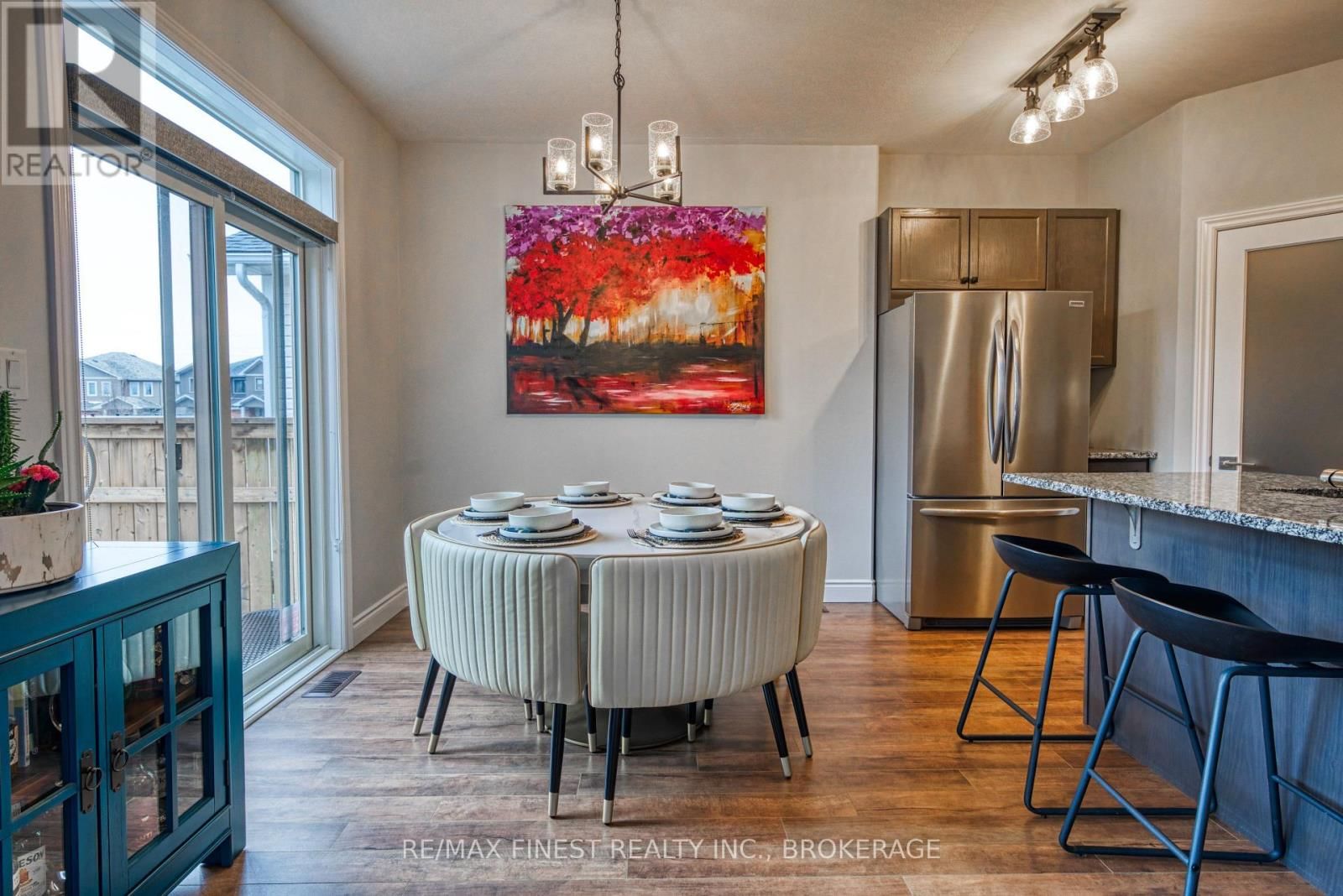 124 HAZLETT STREET Image 10