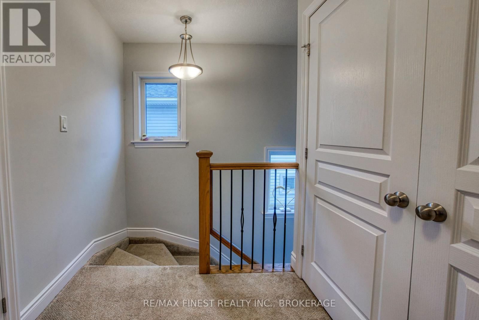 124 HAZLETT STREET Image 18