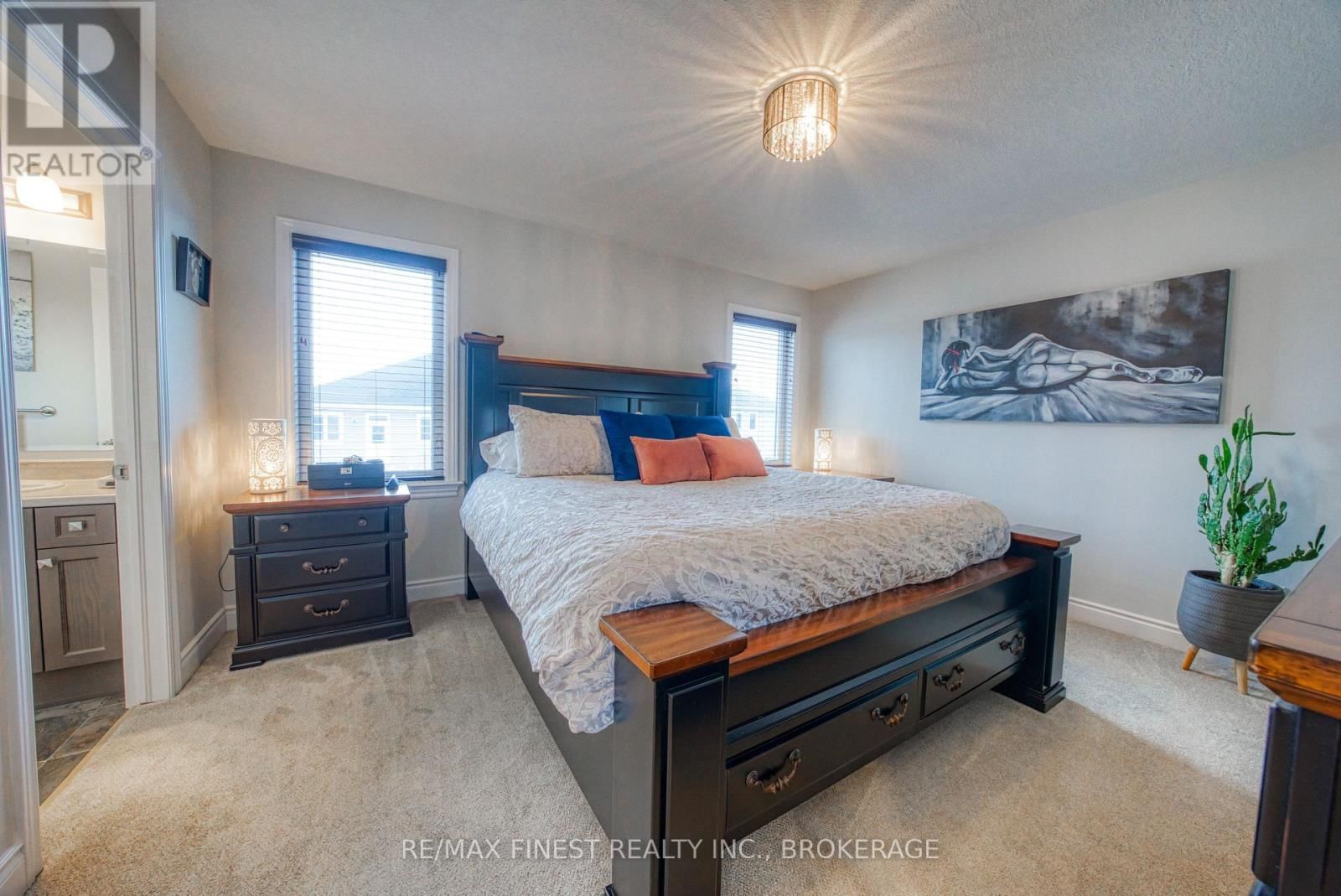 124 HAZLETT STREET Image 20