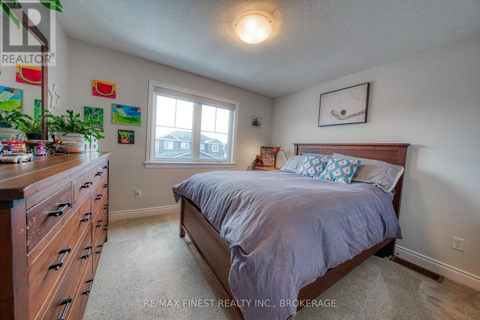 124 HAZLETT STREET Image 24