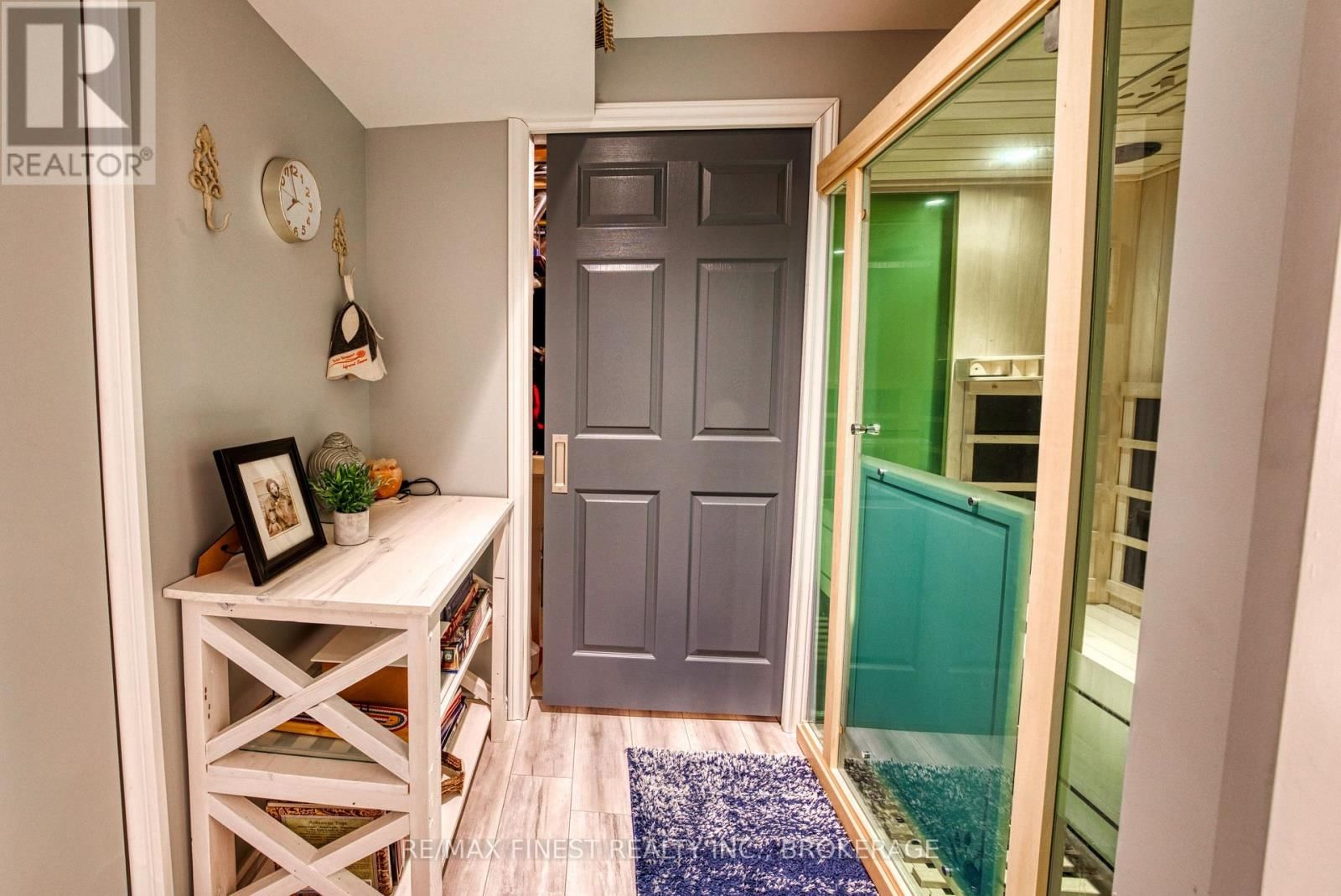 124 HAZLETT STREET Image 34