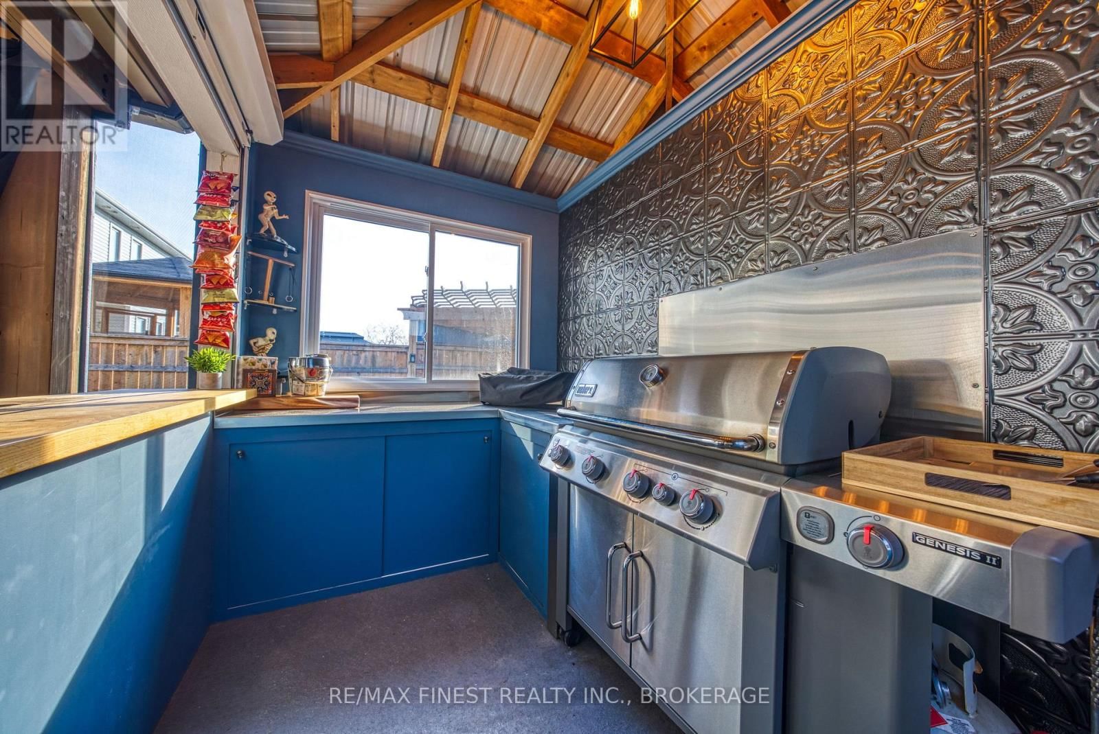 124 HAZLETT STREET Image 43