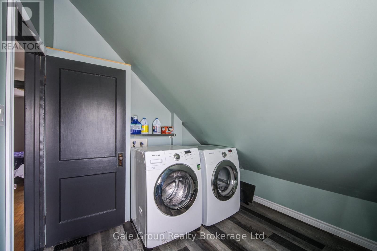 513 KING STREET Image 31