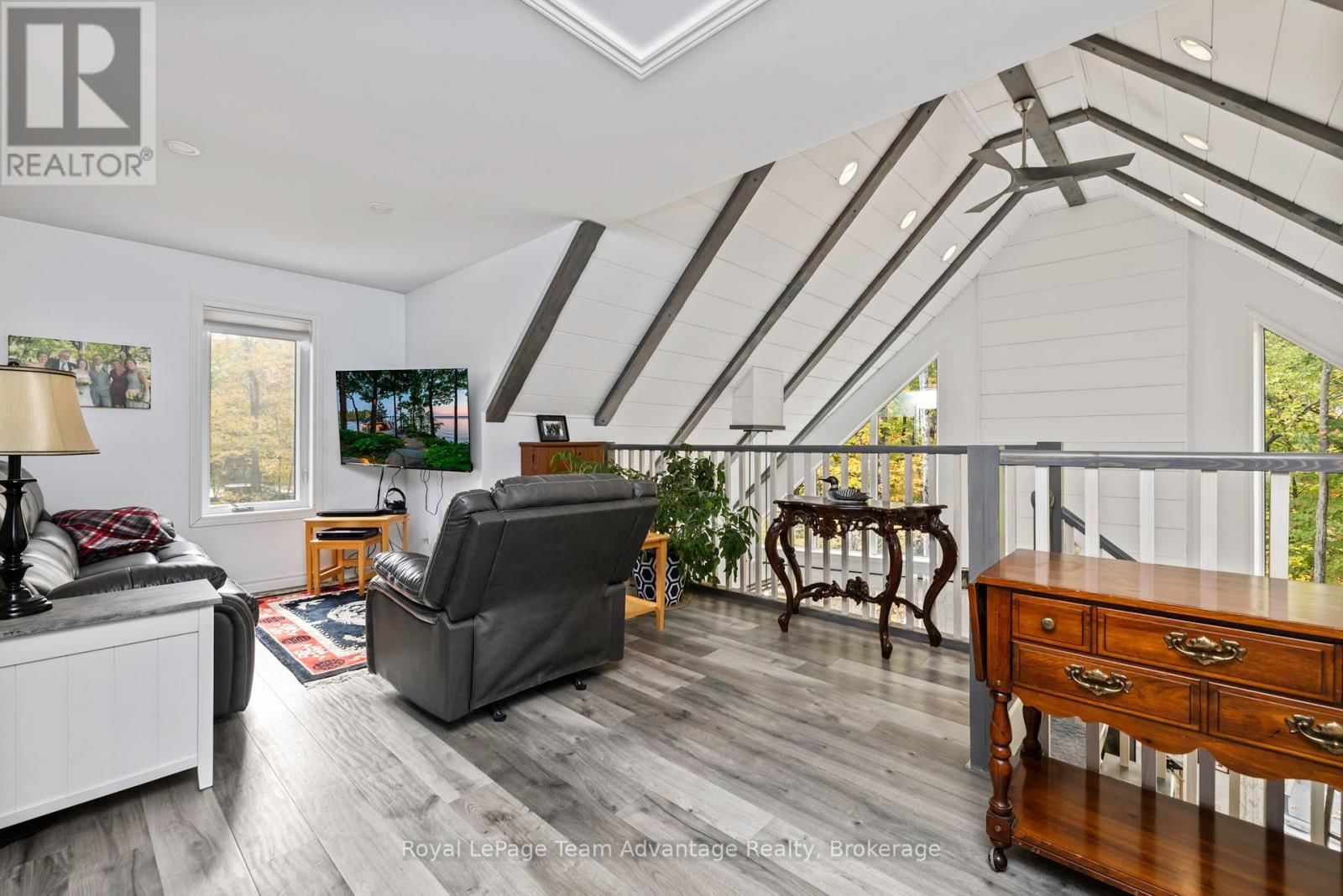 17 HAGERMAN COURT Image 17