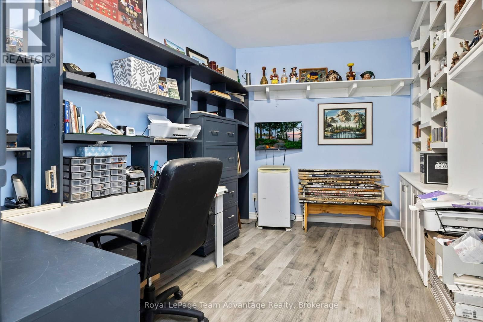 17 HAGERMAN COURT Image 27