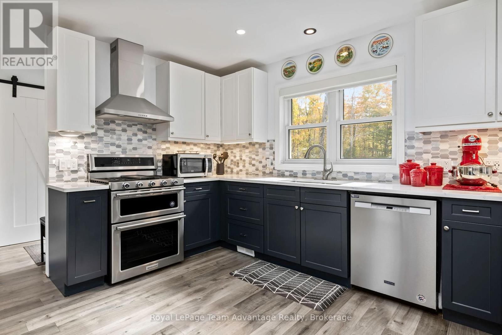 17 HAGERMAN COURT Image 9