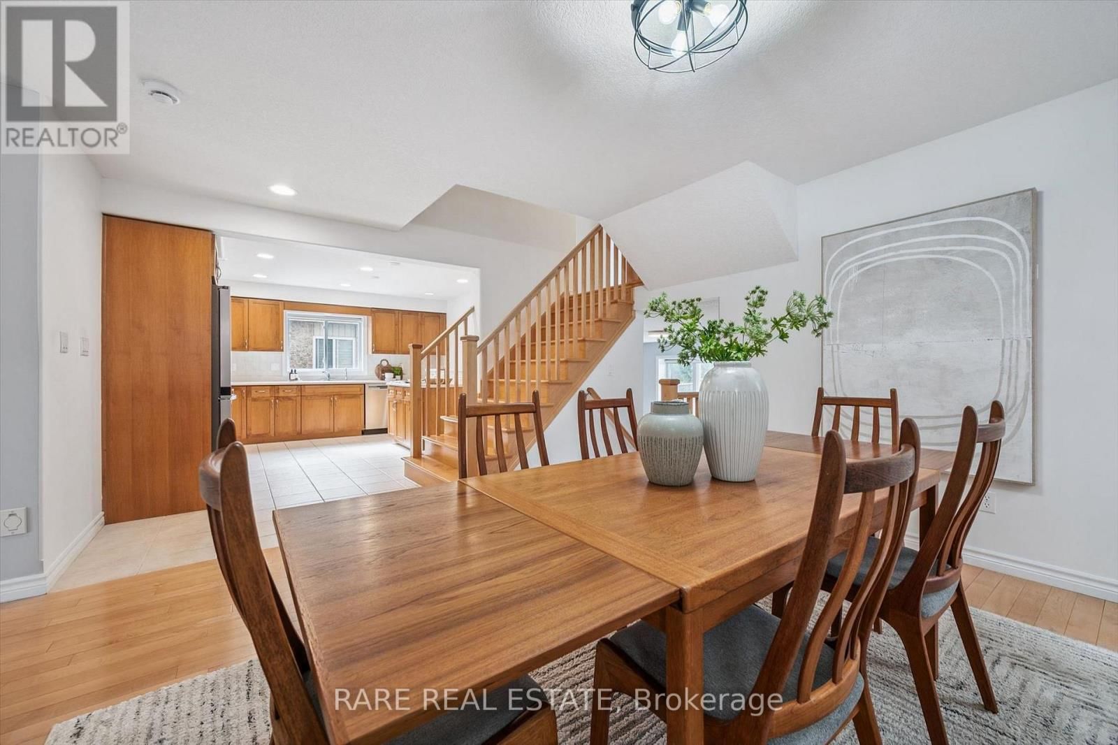 28 DAVIS STREET Image 14