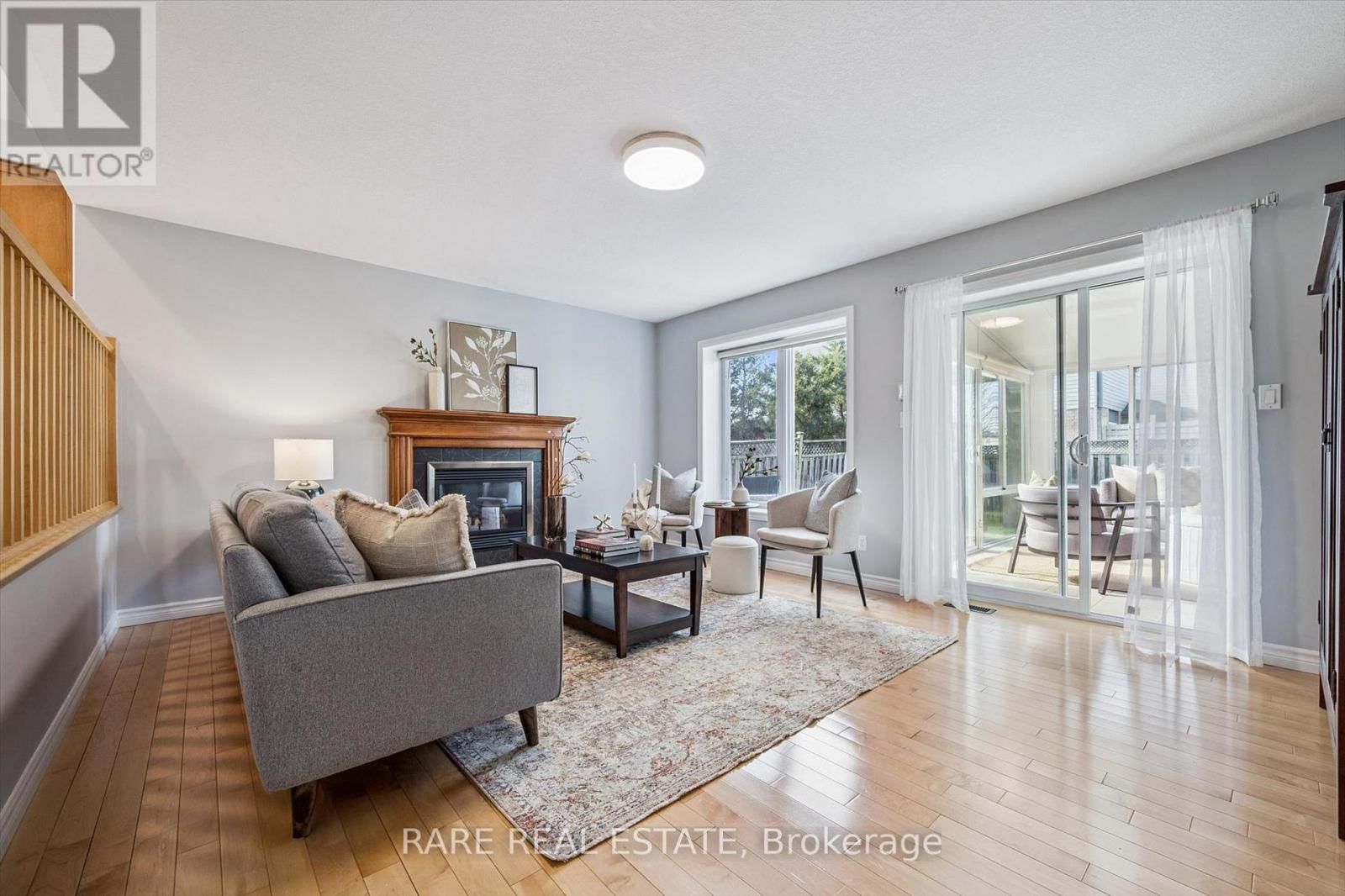 28 DAVIS STREET Image 17