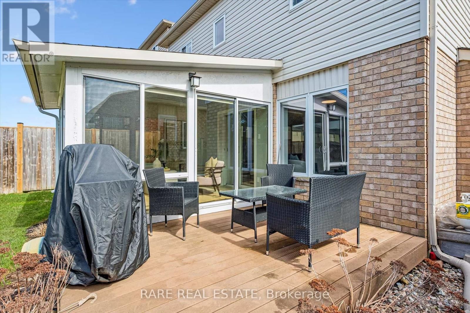 28 DAVIS STREET Image 41