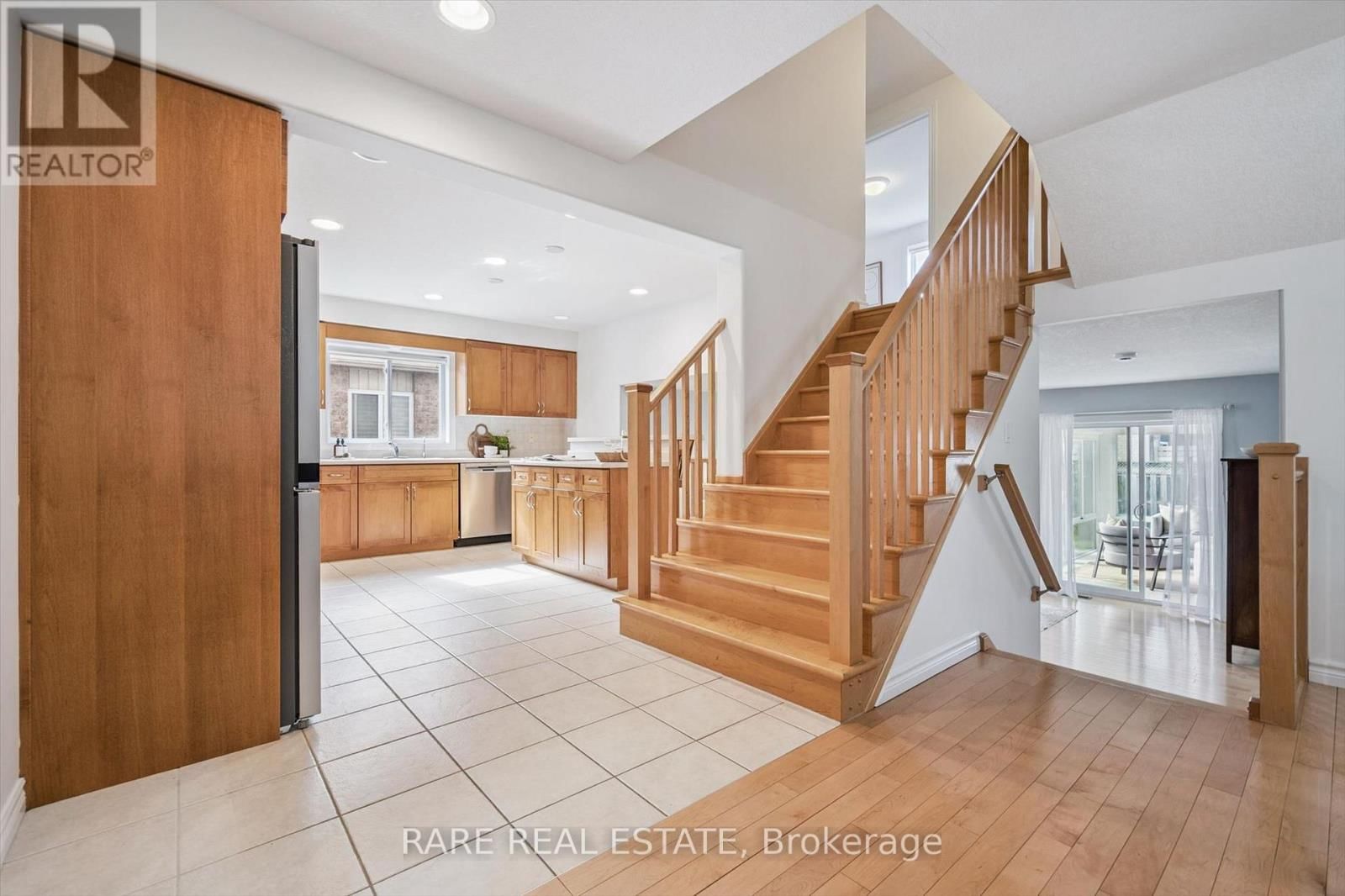 28 DAVIS STREET Image 6