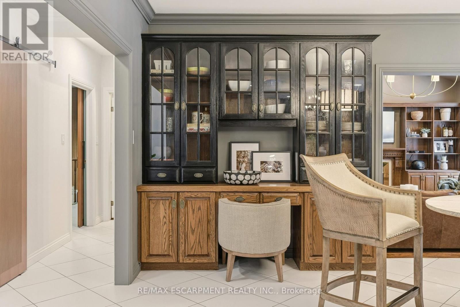 82 MAPLE DRIVE Image 13