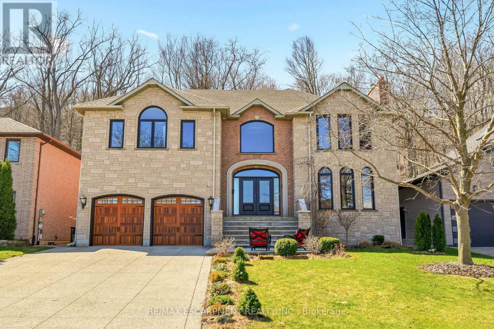 82 MAPLE DRIVE Image 2