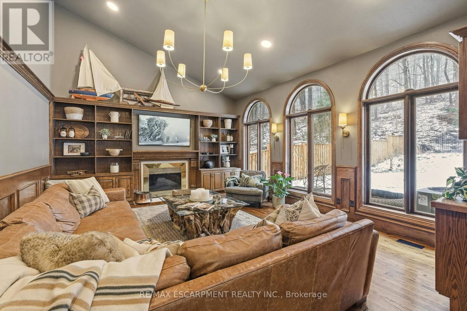 82 MAPLE DRIVE Image 20