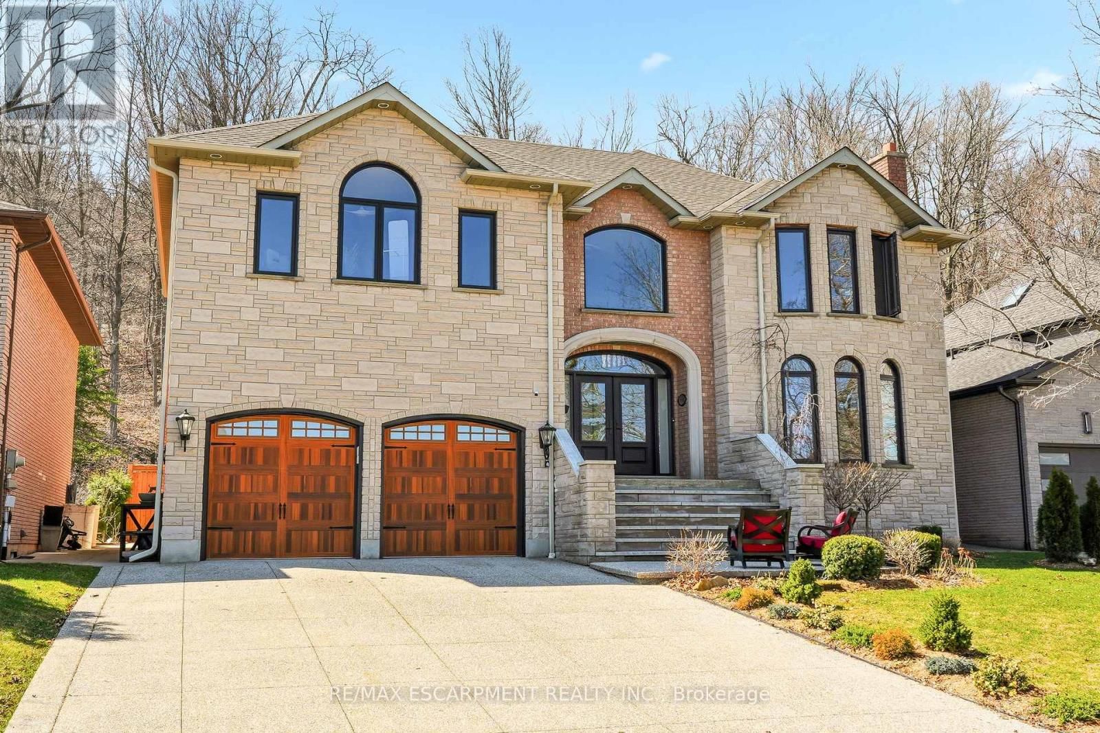 82 MAPLE DRIVE Image 3