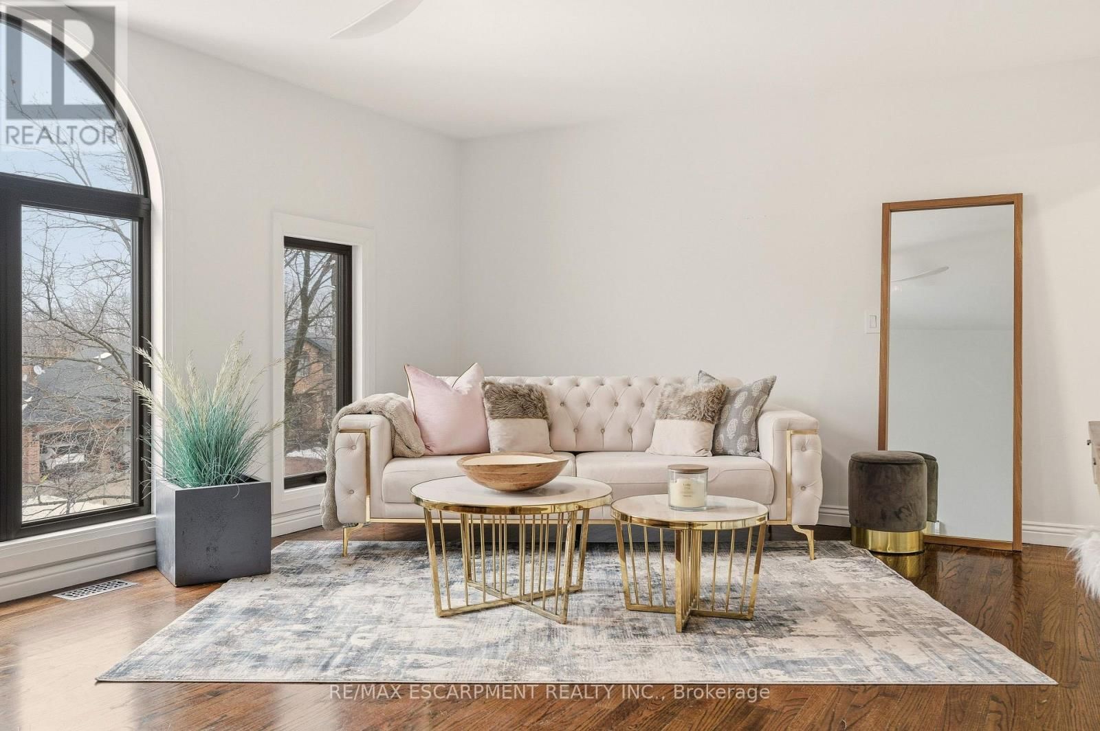 82 MAPLE DRIVE Image 31