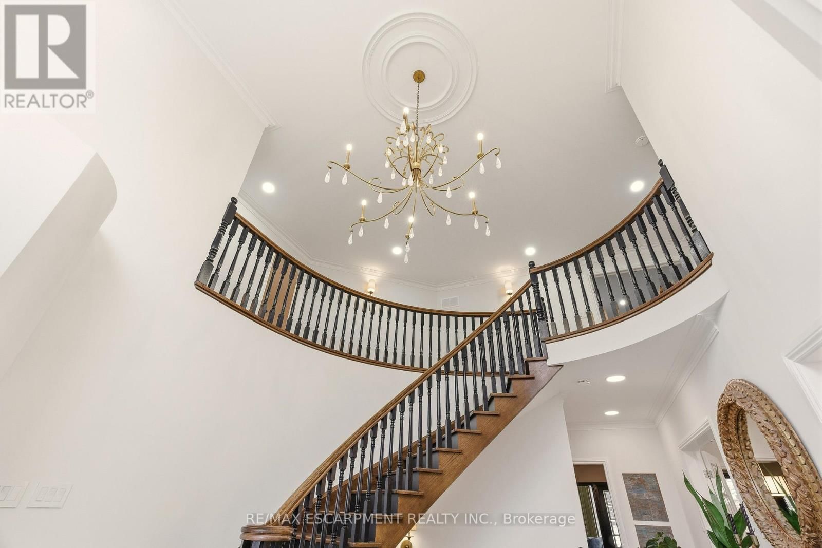 82 MAPLE DRIVE Image 7