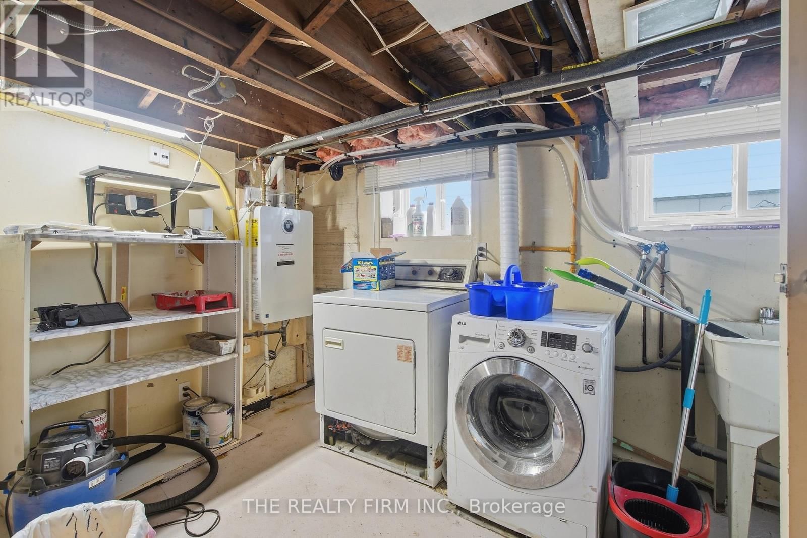 119 CONNAUGHT AVENUE Image 24