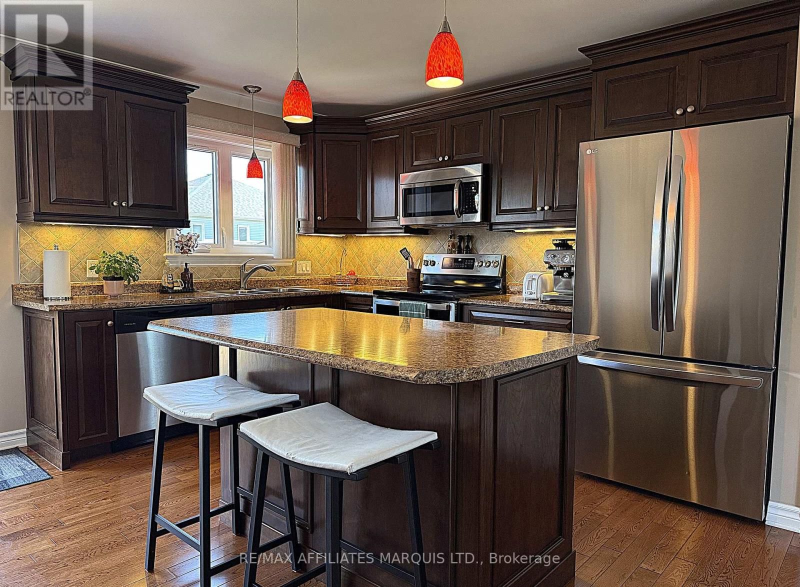 1313 ARBA COURT Image 10