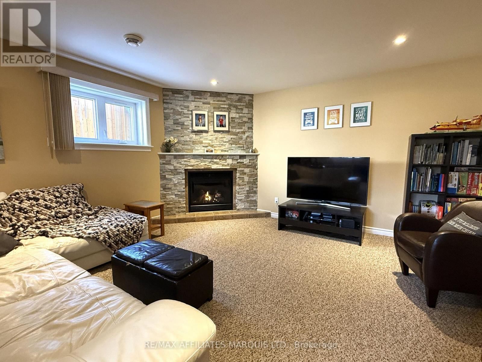 1313 ARBA COURT Image 16