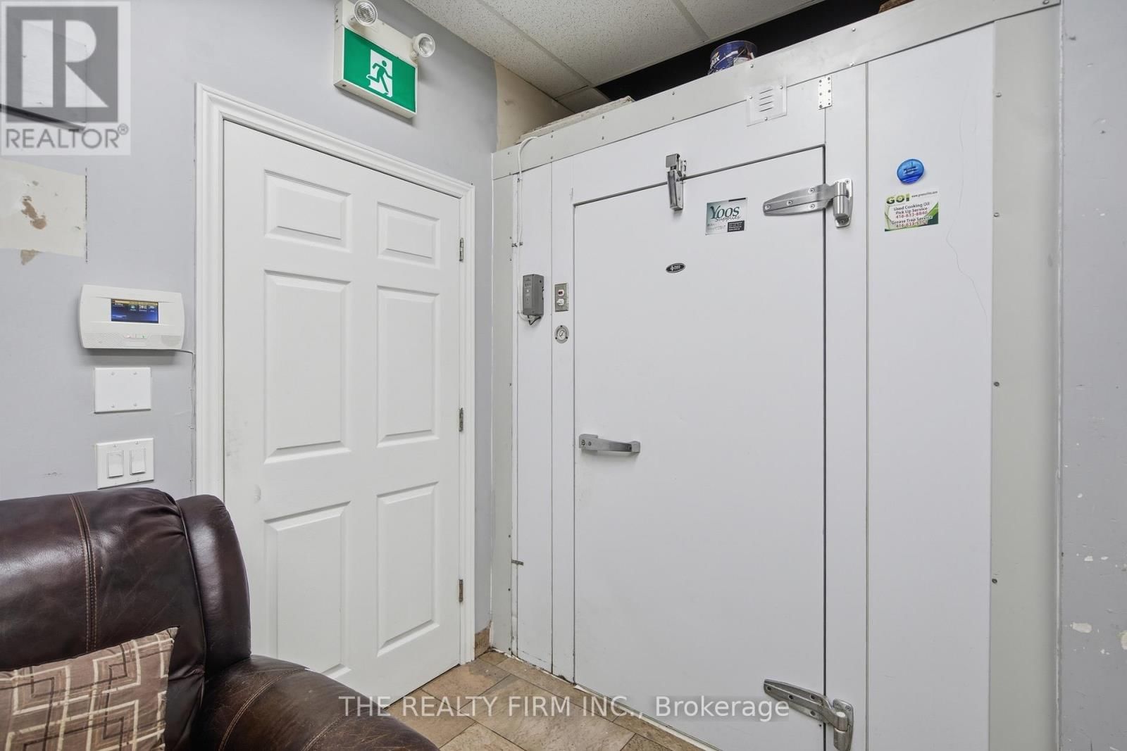 1 - 2295 WHARNCLIFFE ROAD SOUTH Image 20