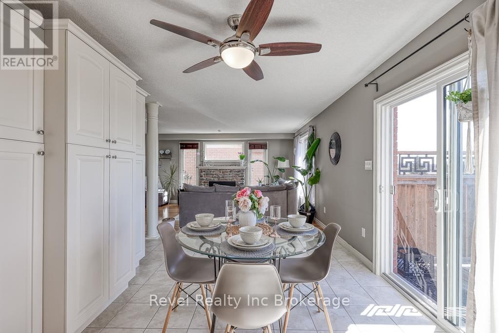 7 WOODHATCH CRESCENT Image 13