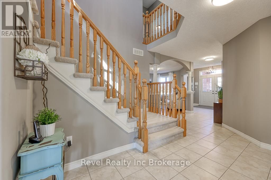 7 WOODHATCH CRESCENT Image 19