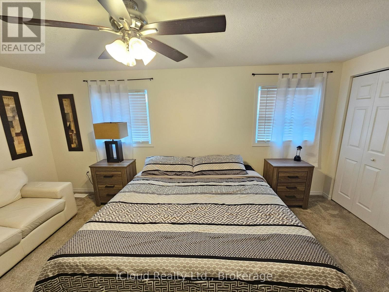 458 MISTY CRESCENT Image 19