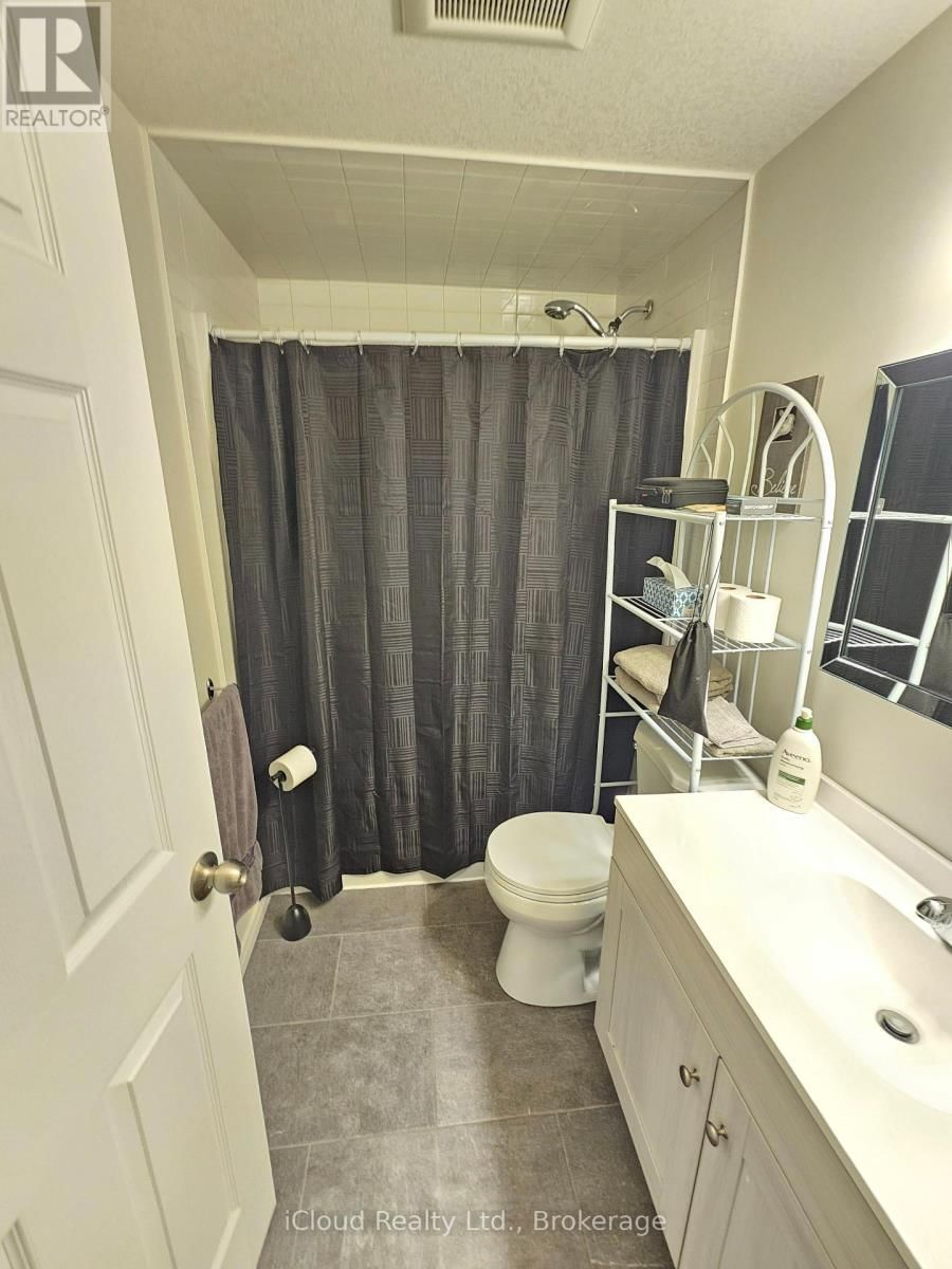 458 MISTY CRESCENT Image 20