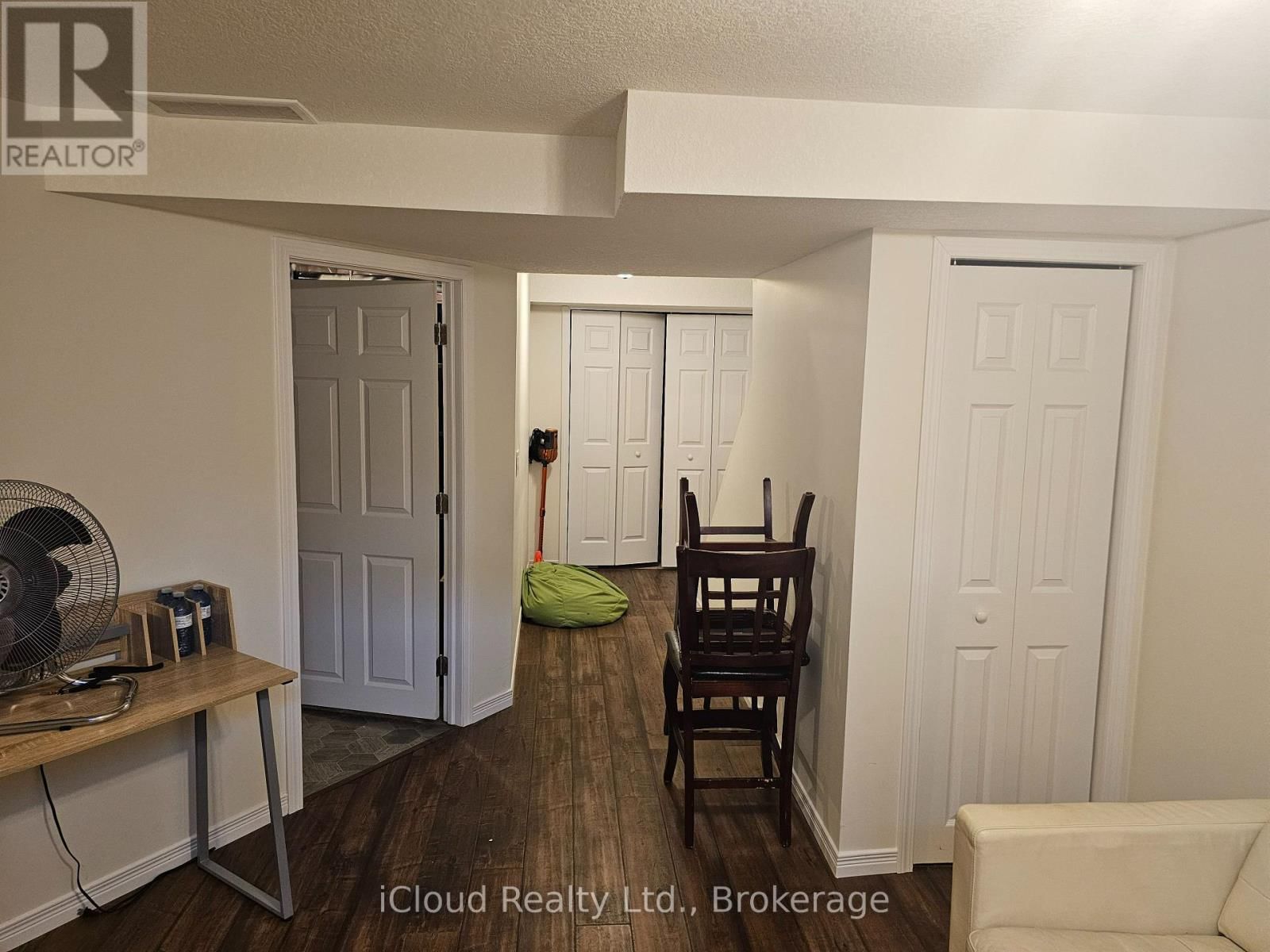 458 MISTY CRESCENT Image 25