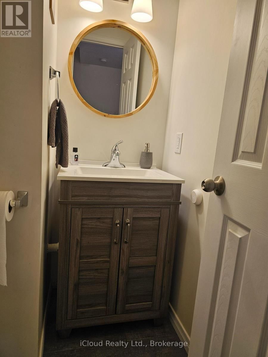 458 MISTY CRESCENT Image 7